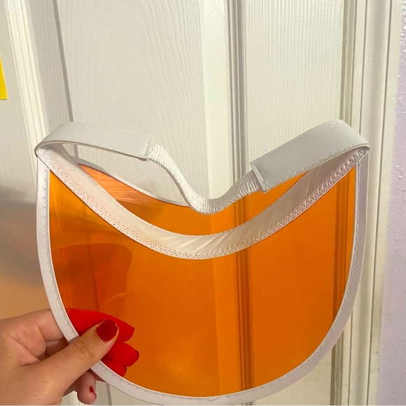 Orange Wide Rim Visor perfect for game days, sporting events, and sun protection - Picture 2 of 2